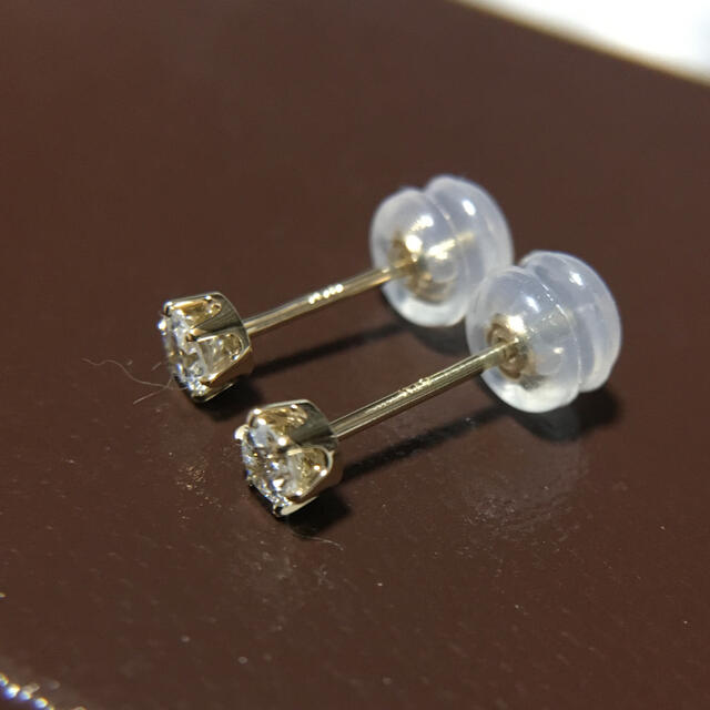 【新品 未使用】ダイヤモンドピアス　To.0.2ct K18 18K 18金 レディースのアクセサリー(ピアス)の商品写真