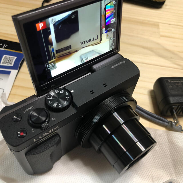 Panasonic(パナソニック)のPanasonic LUMIX TZ DC-TZ90-S スマホ/家電/カメラのカメラ(コンパクトデジタルカメラ)の商品写真