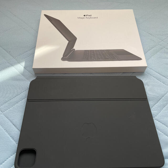 Apple 11インチiPad Pro用Magic Keyboard US 【破格値下げ】 9990円