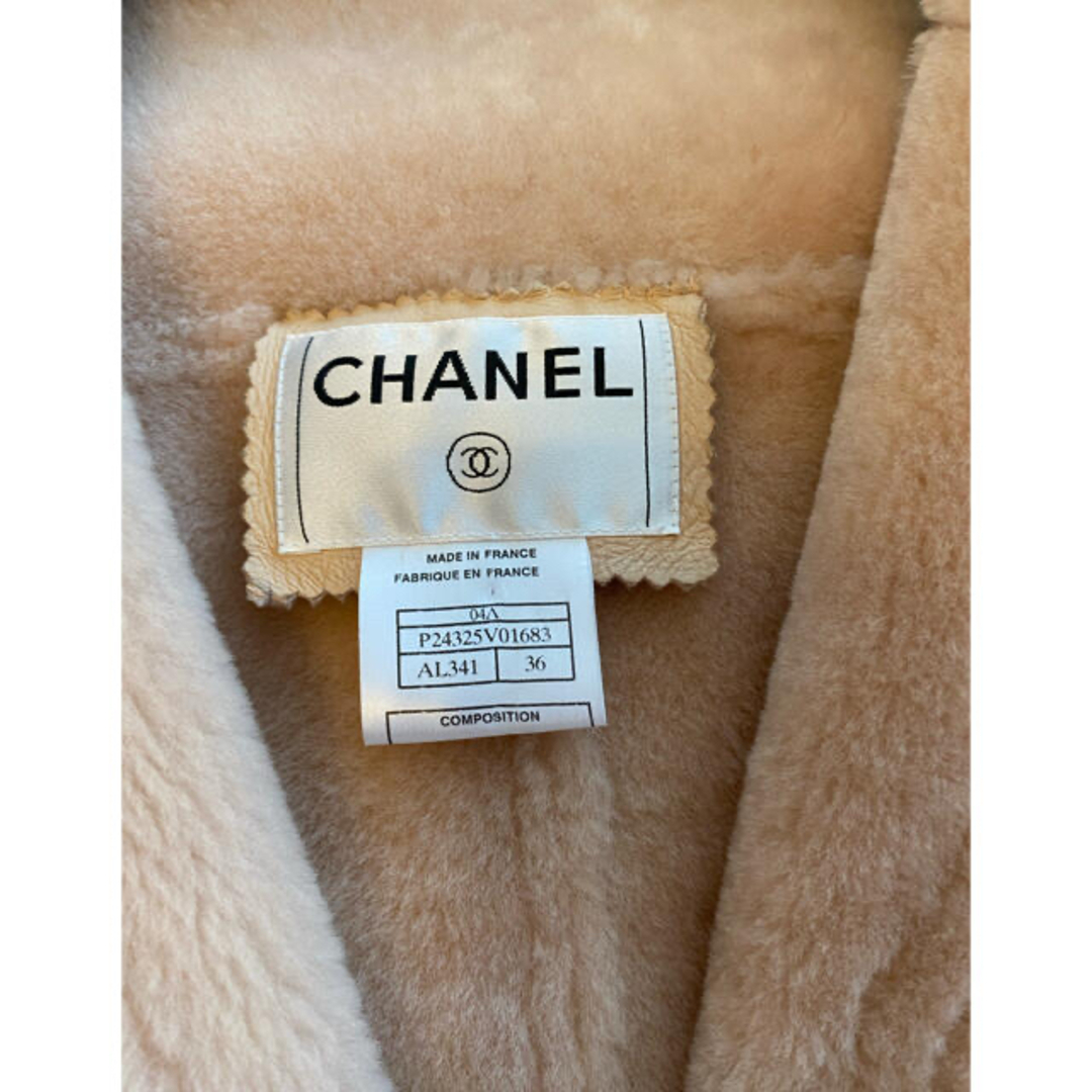 CHANEL(シャネル)の超レア❣️CHANEL シャネル　ムートンジャケット レディースのジャケット/アウター(毛皮/ファーコート)の商品写真