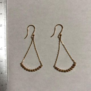 ココシュニック(COCOSHNIK)のココシュニック　ピアス　ゴールド(ピアス)