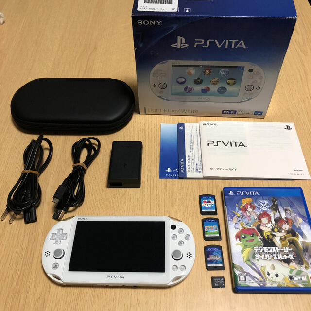 PSVITA PCH-2000 ホワイト携帯用ゲーム機本体