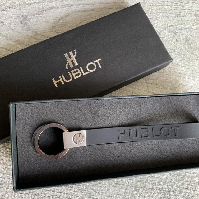 HUBLOT(ウブロ)のHUBLOT ウブロ　キーホルダー 箱付き 新品未使用 メンズのファッション小物(キーホルダー)の商品写真