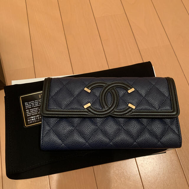 専用です。　シャネル  CHANEL 財布　CCフィリグリー財布