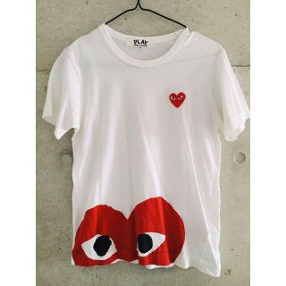 コムデギャルソン(COMME des GARCONS)の【良品★Mサイズ】プレイコムデギャルソン 白 グラフィック Tシャツ(Tシャツ(半袖/袖なし))