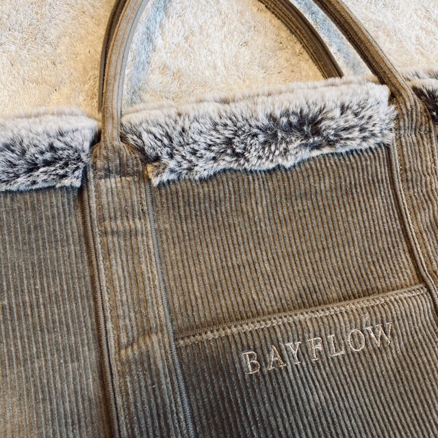 BAYFLOW(ベイフロー)のベイフロー   コーデュロイ　バック　トート レディースのバッグ(トートバッグ)の商品写真