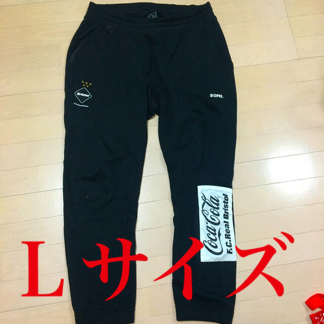 F.C.R.B.(エフシーアールビー)の【Ｌ】FCRB COCA-COLA PATCHED SWEAT PANTS メンズのパンツ(その他)の商品写真