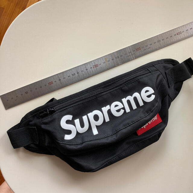 Supreme(シュプリーム)のsupremeボディバッグ(値引きしました) レディースのバッグ(ボディバッグ/ウエストポーチ)の商品写真