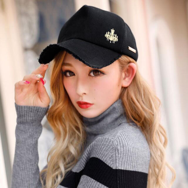 Rady(レディー)のRady🎀シャンデリアポイントキャップ レディースの帽子(キャップ)の商品写真