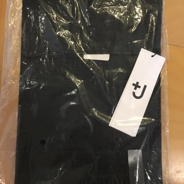 UNIQLO(ユニクロ)のユニクロ　+J  ジルサンダー　シルクジャージー　タートルネックT Sサイズ レディースのトップス(Tシャツ(長袖/七分))の商品写真