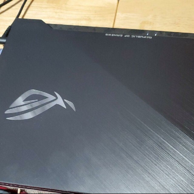 ASUS(エイスース)のROG STRIX Scar ii GL504GM i7 16GB SSD スマホ/家電/カメラのPC/タブレット(ノートPC)の商品写真