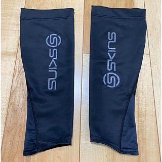 スキンズ(SKINS)のスキンズ　コンプレッション　カーフタイツ(トレーニング用品)