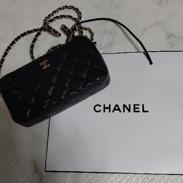 CHANEL ノベルティー　チェーンウォレット CHANEL ミニ財布 チェーンウォレットノベルティ｜Yahoo!フリマ