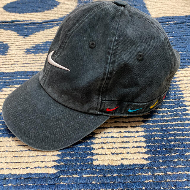 NIKE(ナイキ)の【希少】 Nike Kyrie Friends Cap メンズの帽子(キャップ)の商品写真