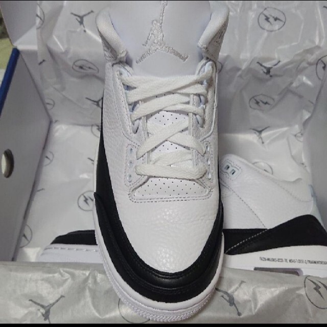 FRAGMENT DESIGN × AIR JORDAN 3