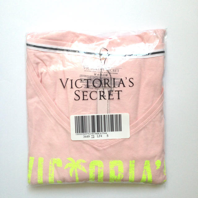 Victoria's Secret(ヴィクトリアズシークレット)の【SALE】ヴィクシールームウェア❤︎ レディースのルームウェア/パジャマ(ルームウェア)の商品写真