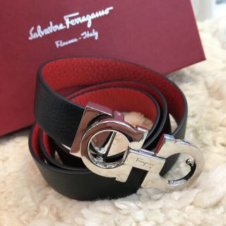 フェラガモ(Ferragamo)の☆美品☆フェラガモ ガンチーニバックル リバーシブルベルト(ベルト)