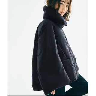 ユニクロ(UNIQLO)のUNIQLO +J ジルサンダー ハイブリッドダウンジャケット ブラック M (ダウンジャケット)