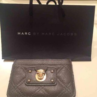 マークバイマークジェイコブス(MARC BY MARC JACOBS)のマークバイマークジェイコブスパスケース(名刺入れ/定期入れ)