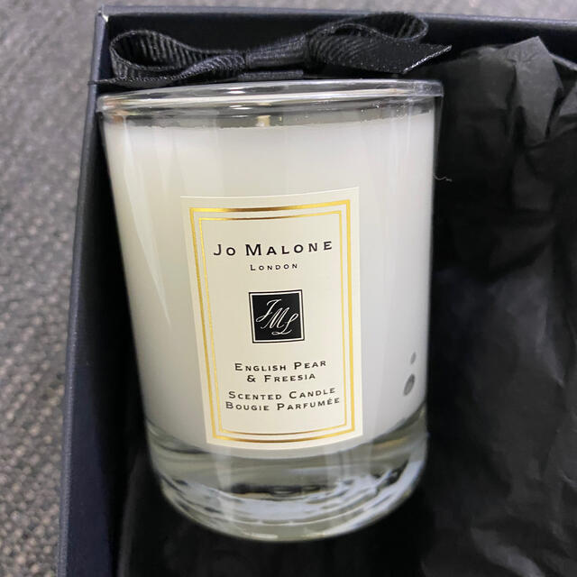 Jo Malone(ジョーマローン)のJo Malone トラベル キャンドル イングリッシュペアー フリージア コスメ/美容のリラクゼーション(キャンドル)の商品写真