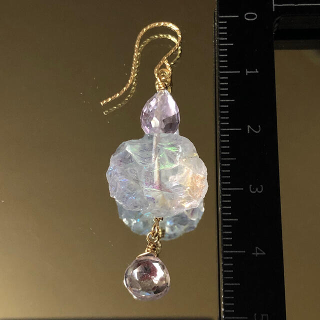 ミスティック オーラ 水晶、ピンクアメジスト の ピアス ハンドメイドのアクセサリー(ピアス)の商品写真