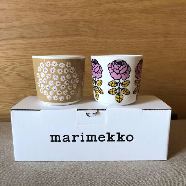 marimekko(マリメッコ)の新品＊ マリメッコ ラテマグ ヴィヒキルース プケッティ　2個セット インテリア/住まい/日用品のキッチン/食器(グラス/カップ)の商品写真