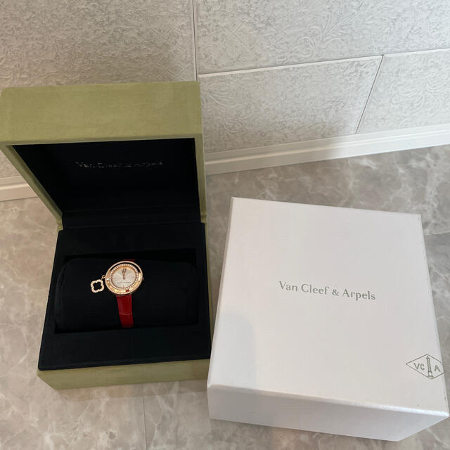 Van Cleef & Arpels(ヴァンクリーフアンドアーペル)のヴァンクリーフ&アーペル♡チャームミニ レディースのファッション小物(腕時計)の商品写真