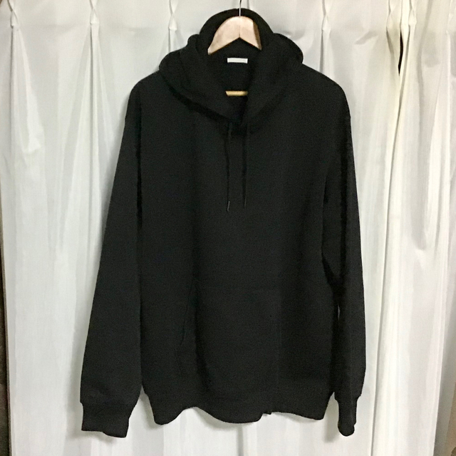 GU(ジーユー)のパーカー　BLACK 3XL GU メンズのトップス(パーカー)の商品写真