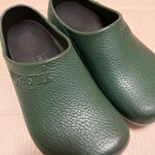 ビルケンシュトック(BIRKENSTOCK)のビルケンシュトック♡クロッグスーパービルキー♡グリーン(サンダル)