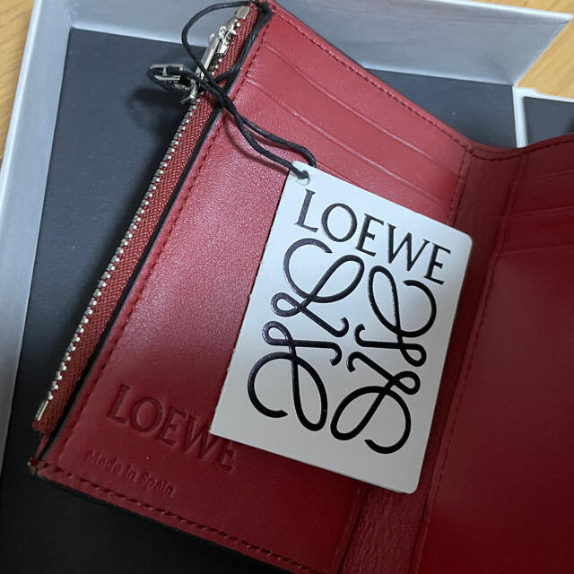 LOEWE(ロエベ)のロエベ　3つ折りウォレット レディースのファッション小物(財布)の商品写真