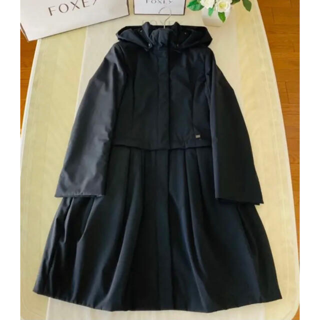 FOXEY(フォクシー)のフォクシー  中綿コート RAINY SHORT＆LONG  レディースのジャケット/アウター(ロングコート)の商品写真