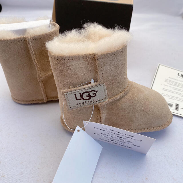 UGG(アグ)のUGG アグ　ベビー ムートンブーツ　S キッズ/ベビー/マタニティのベビー靴/シューズ(~14cm)(ブーツ)の商品写真