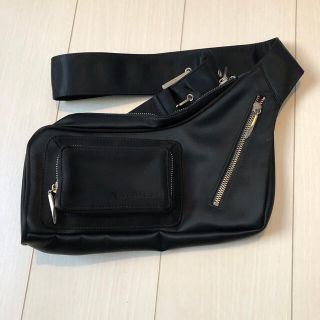 アレキサンダーマックイーン(Alexander McQueen)のアレキサンダーマックイーン　Alexander McQueen ショルダーバッグ(ボディーバッグ)