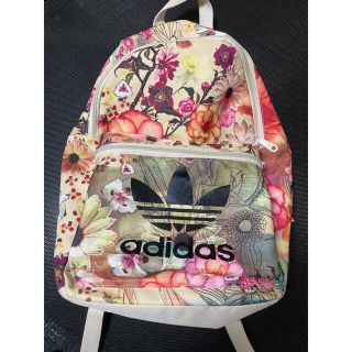 アディダス(adidas)の連休限定タイムセール！　限定品　adidas 花柄リュック(リュック/バックパック)