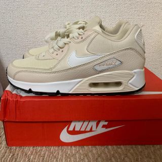 NIKE - エアマックス90 ライトクリーム25.0の通販 by オムレット's ...