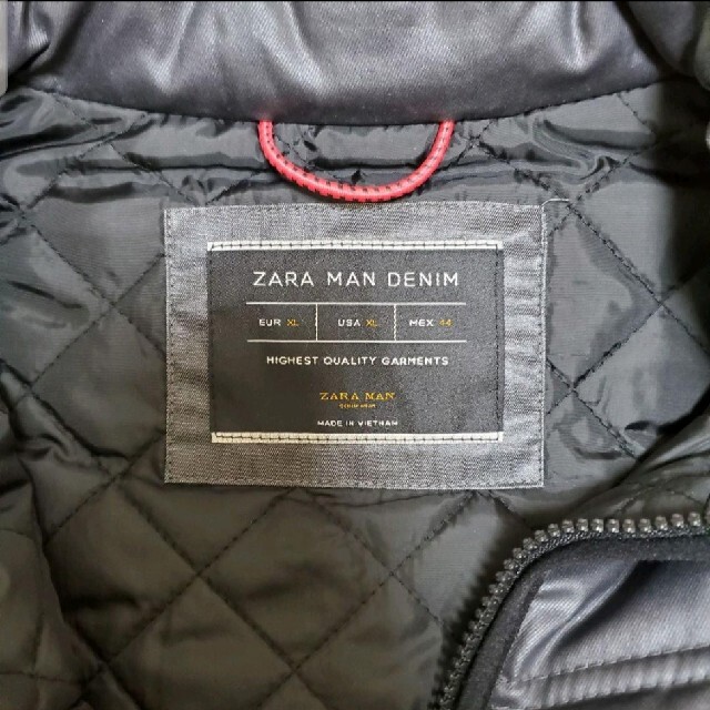 ZARA(ザラ)の【専用】ZARAMAN ダウンベスト メンズのジャケット/アウター(ダウンベスト)の商品写真