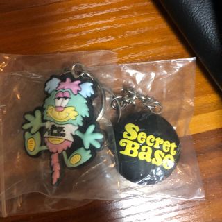 ジーディーシー(GDC)のsecret base verdy コラボ キーホルダー 心斎橋パルコ限定(キーホルダー)