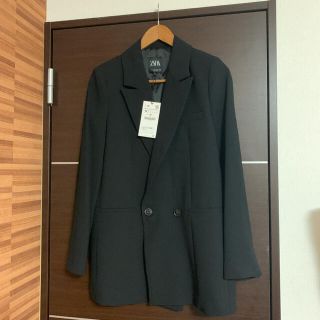 ザラ(ZARA)の再度お値下げ！ZARA 黒　ジャケット　新品タグ付き　定価7990円(テーラードジャケット)