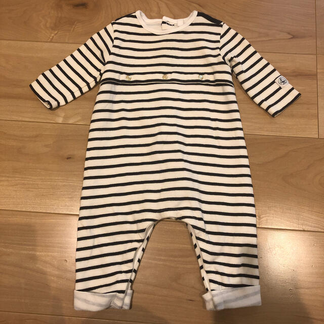 PETIT BATEAU(プチバトー)のプチバトーマリニエールロンパース美品3m60cm キッズ/ベビー/マタニティのベビー服(~85cm)(ロンパース)の商品写真