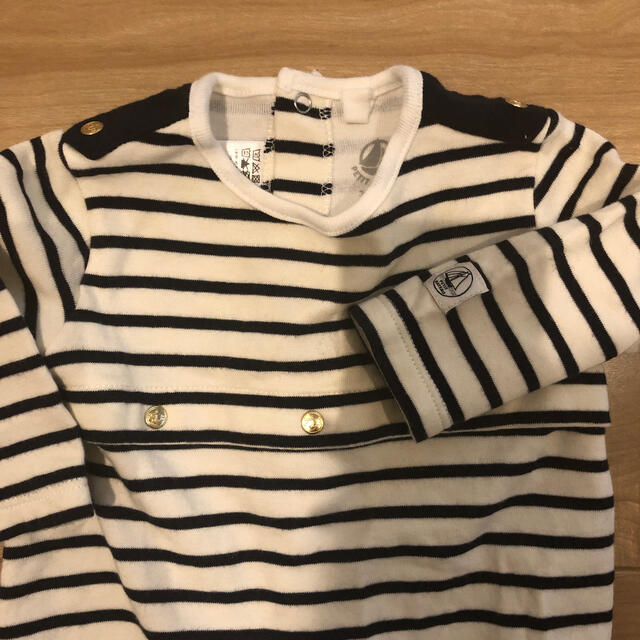 PETIT BATEAU(プチバトー)のプチバトーマリニエールロンパース美品3m60cm キッズ/ベビー/マタニティのベビー服(~85cm)(ロンパース)の商品写真