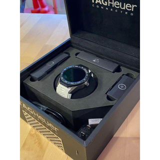 タグホイヤー(TAG Heuer)のタグ・ホイヤー コネクテッド モジュラー45(腕時計(デジタル))