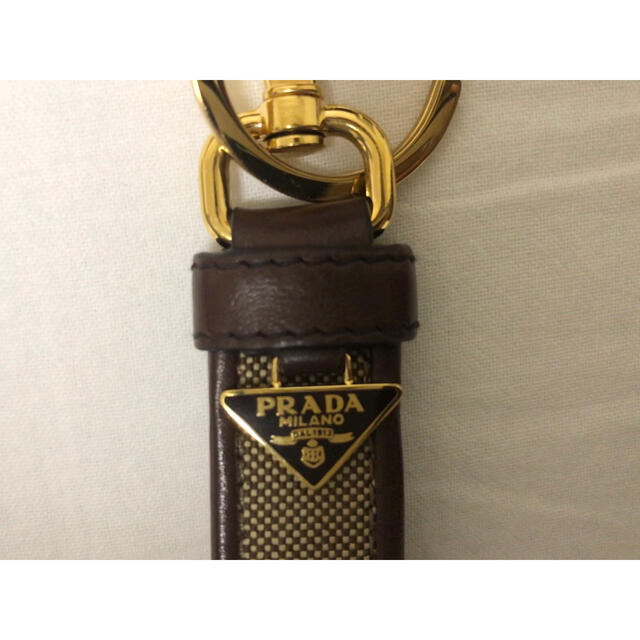 PRADA(プラダ)のプラダ　キーリング　型番1PT003 レディースのファッション小物(キーホルダー)の商品写真