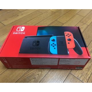 ニンテンドースイッチ(Nintendo Switch)のNintendo Switch JOY-CON(L) ネオンブルー/(R) ネオ(家庭用ゲーム機本体)