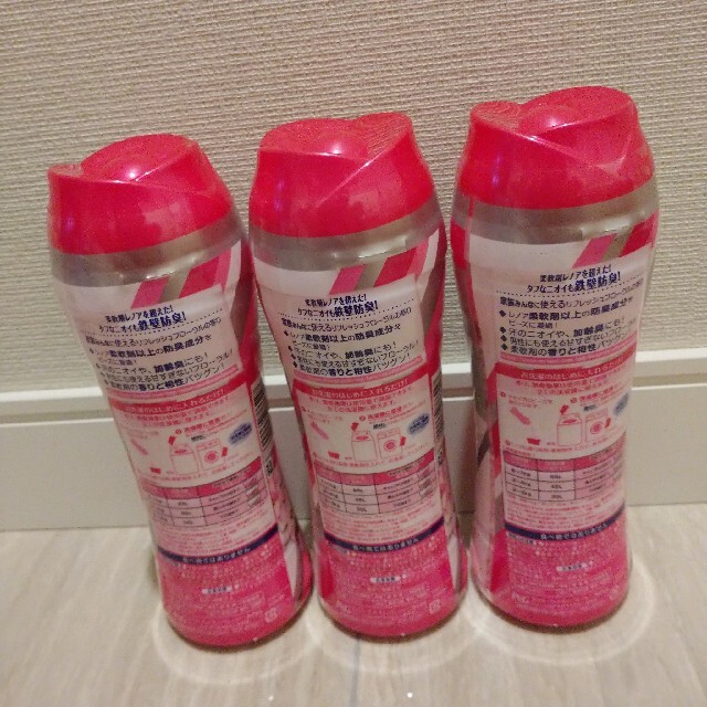 P&G(ピーアンドジー)のレノアデオドラントビーズ リフレッシュフローラル　520ml×3本分 インテリア/住まい/日用品の日用品/生活雑貨/旅行(洗剤/柔軟剤)の商品写真