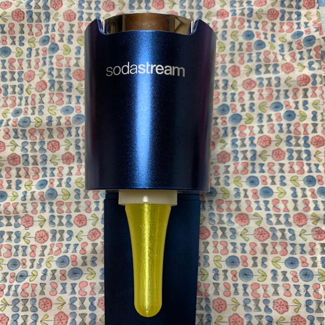 ☆ sodastream カバー キャップ ねじ式 専用 ☆ スマホ/家電/カメラの調理家電(調理機器)の商品写真
