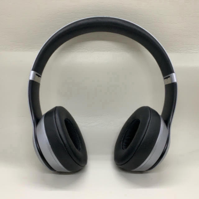 Beats by Dr Dre(ビーツバイドクタードレ)の大人気Beats solo2 Wirelessスペースグレイ、訳あり格安♪ スマホ/家電/カメラのオーディオ機器(ヘッドフォン/イヤフォン)の商品写真