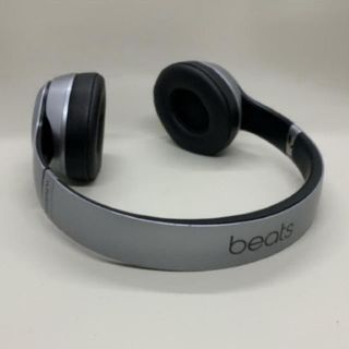 ビーツバイドクタードレ(Beats by Dr Dre)の大人気Beats solo2 Wirelessスペースグレイ、訳あり格安♪(ヘッドフォン/イヤフォン)