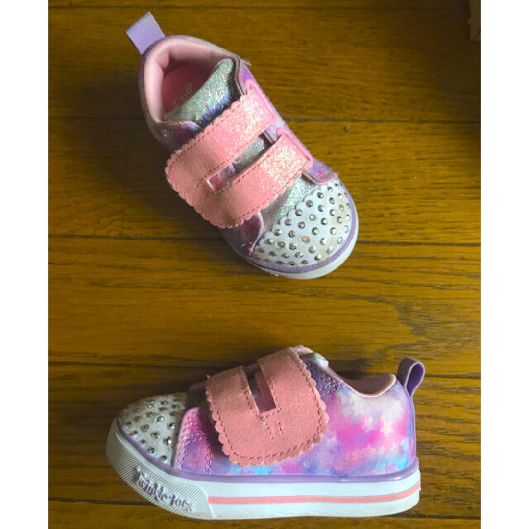SKECHERS(スケッチャーズ)の光る こども用 アメリカ購入 スケッチャーズ 14cm スニーカー 幼児シューズ キッズ/ベビー/マタニティのベビー靴/シューズ(~14cm)(スニーカー)の商品写真