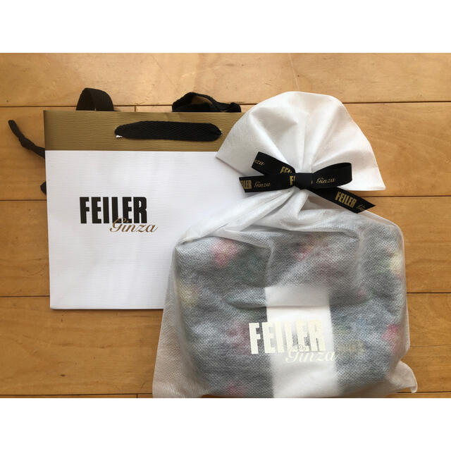 FEILER(フェイラー)のフェイラー　ハイジ　ポーチ　限定品 レディースのファッション小物(ポーチ)の商品写真