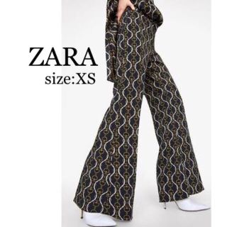 ザラ(ZARA)の美品★ZARA、フレアパンツ、ラフスタイル、チェーン柄(カジュアルパンツ)